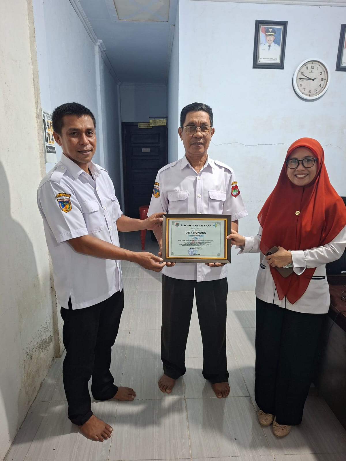 DESA NONONG RAIH PENGHARGAAN DESA STOP BABS, WUJUD KOMITMEN WUJUDKAN LINGKUNGAN SEHAT